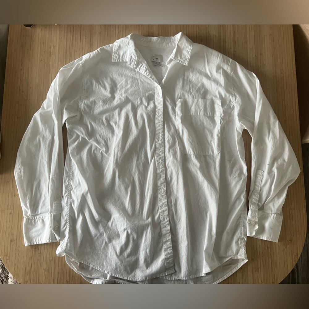 Womens white button down shirt - size medium - a new day